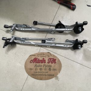 Gioằng gạt mưa innova