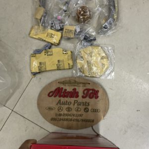 NHÔNG XÍCH FORTUNER ĐỘNG CƠ 2TR-THƯƠNG HIỆU UTU