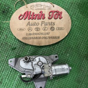 MÔ TƠ GẠT MƯA SAU INNOVA-HÀNG THÁO XE ZIN