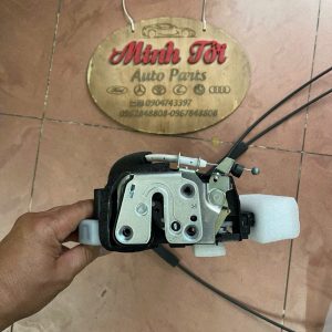 CƠ CẤU KHOÁ CỬA,NGẬM CỬA NISSAN NAVARA