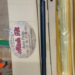 TY CHỐNG CỬA HẬU TUCSON 2019