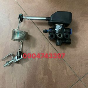 CHIA DẦU PHANH INNOVA