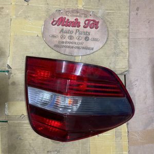 ĐÈN HẬU MERCEDES ML350-HÀNG THÁO XE